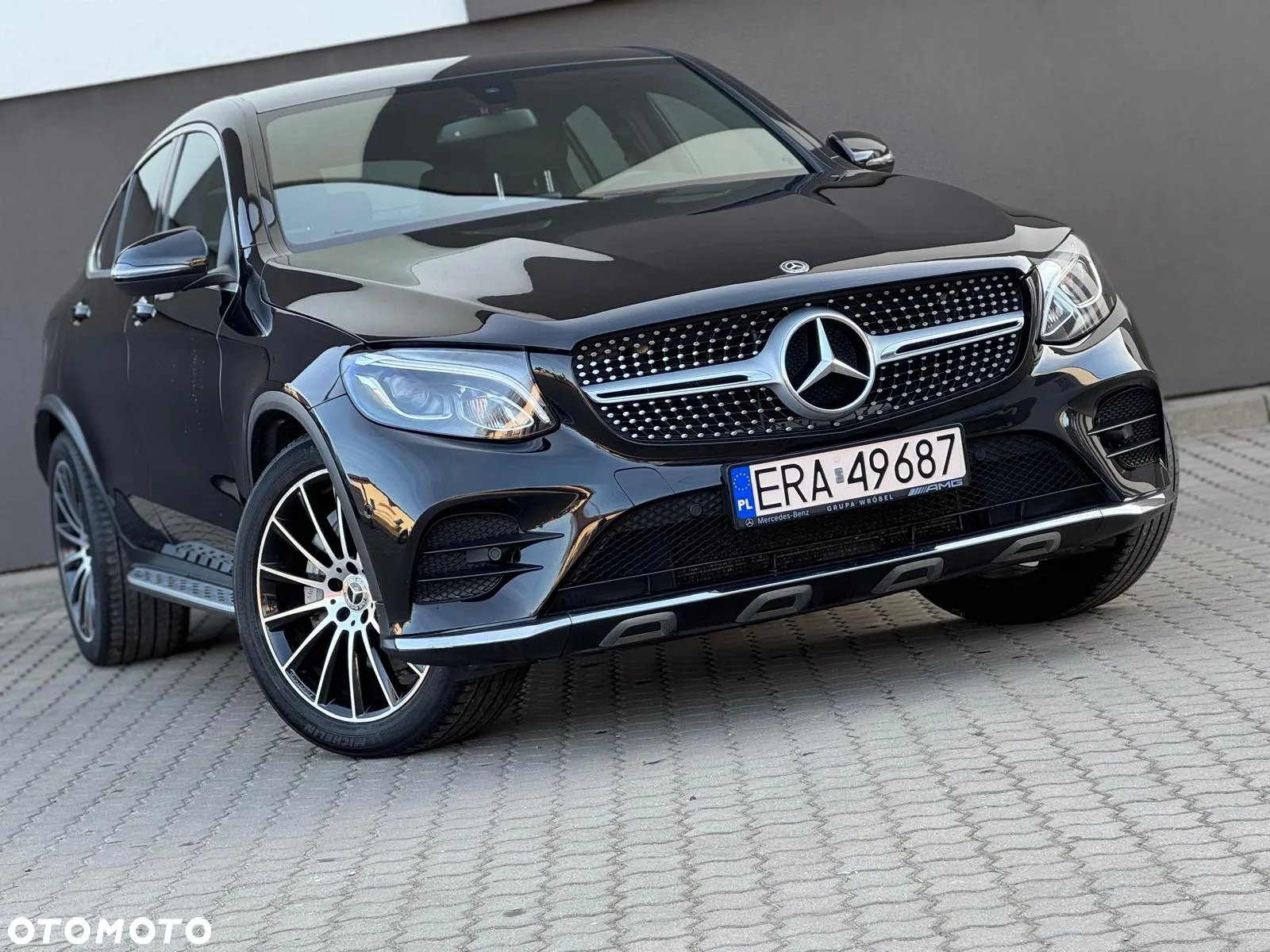 Mercedes-Benz GLC 250 Coupe 4Matic 9G-TRONIC AMG Line - 2