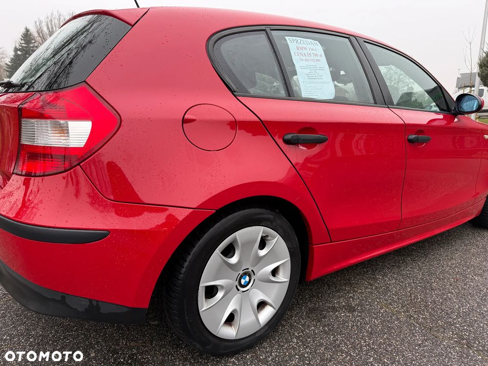BMW Seria 1 116i - 6