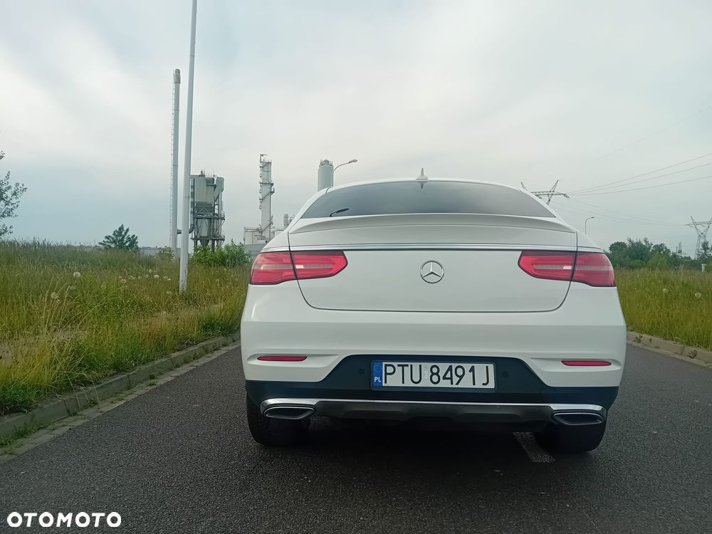 Mercedes-Benz GLE - 16