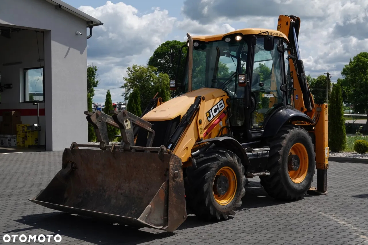 JCB 3CXCAEC / KOPARKO-ŁADOWARKA  / JOYSTICK / 2011 R - 8
