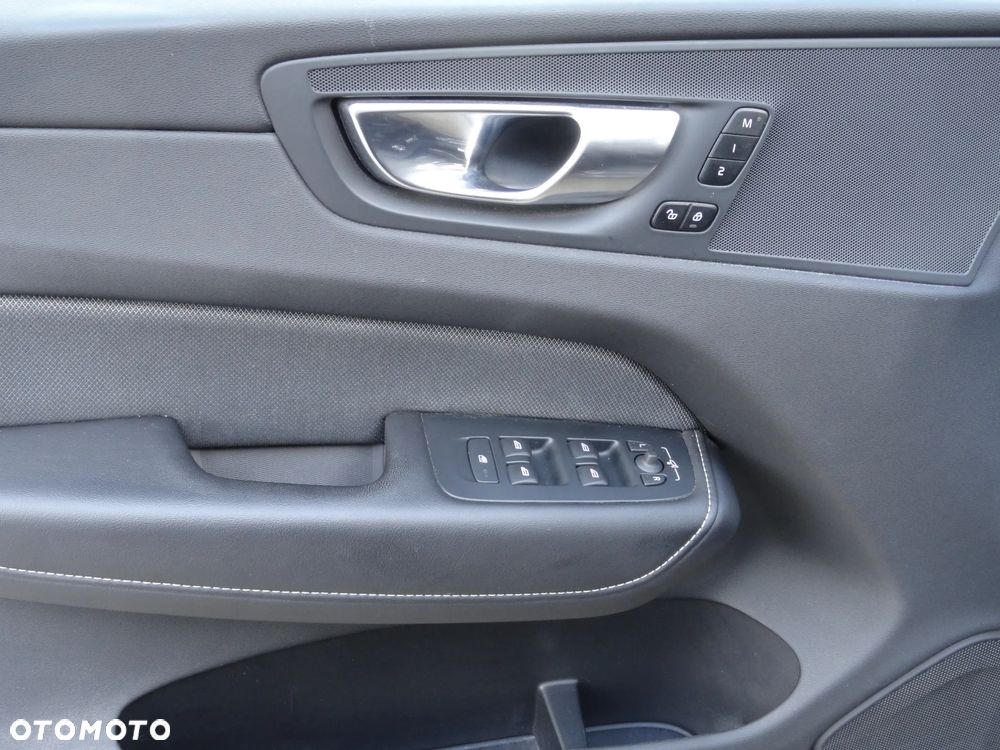 Volvo XC 60 B4 D Geartronic RDesign - 19