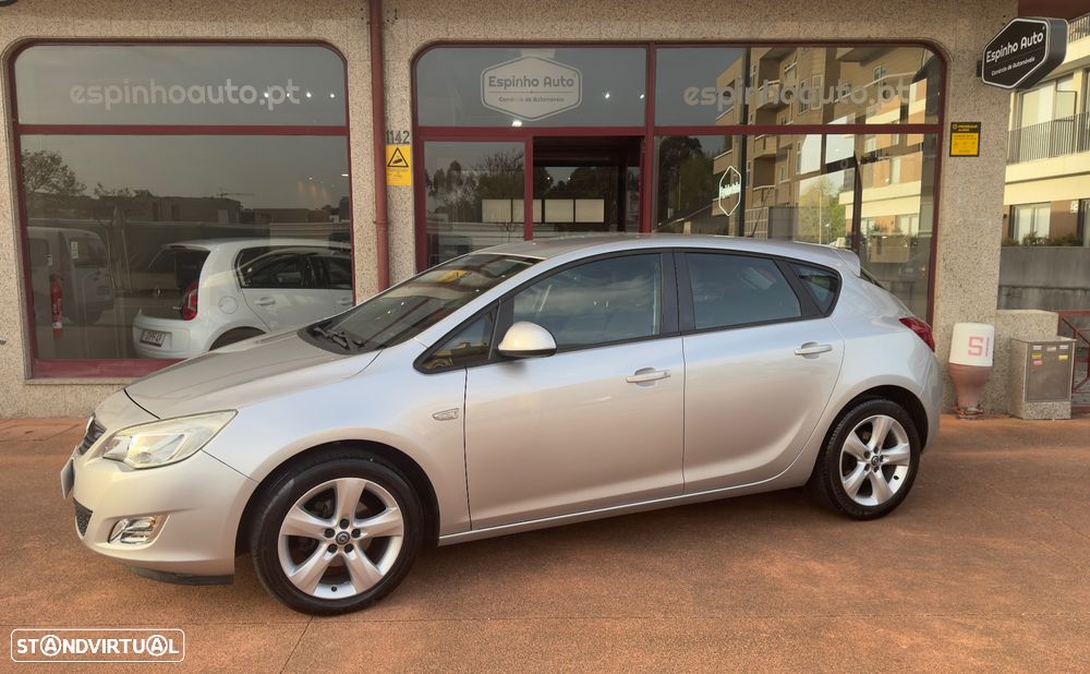 Opel Astra 1.4 Executive J16 - 10