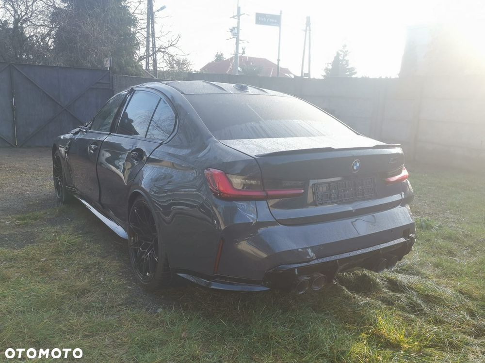 BMW M3 Competition M xDrive - 4