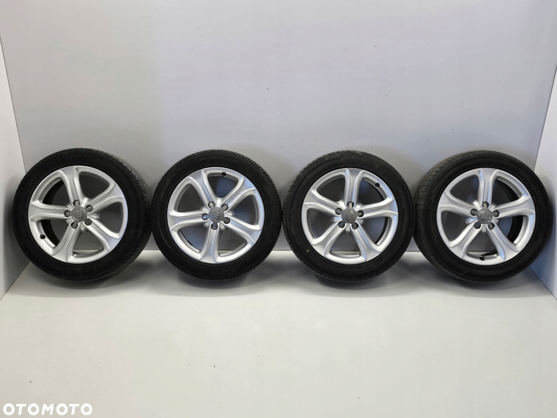AUDI A4 B8 A5 8T FELGI ALUMINIOWE 17" 5X112 ET45 8K0601025CE - 1