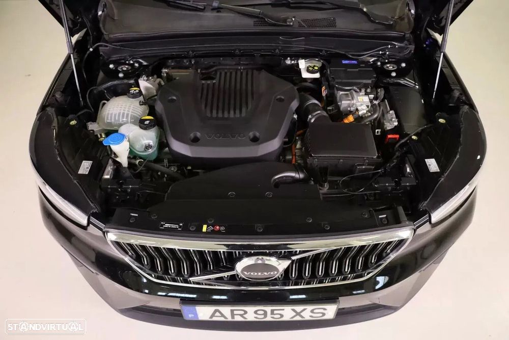 Volvo XC 40 1.5 T5 PHEV Momentum Plus - 9