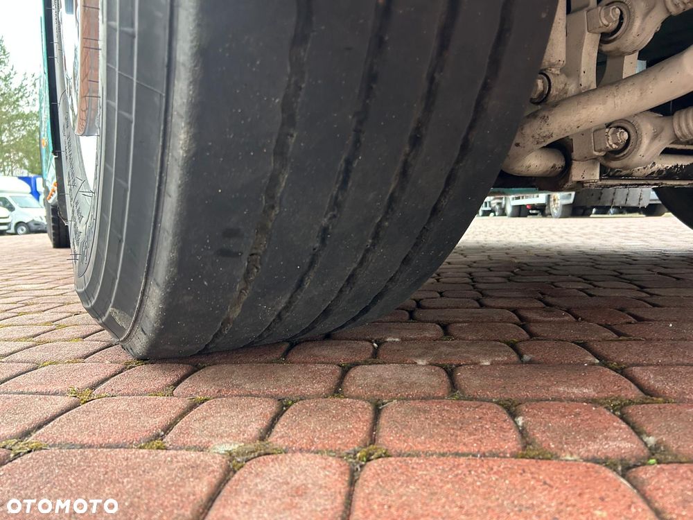 Volvo FH 500 *GLOBETROTTER* NA PODUCHACH* KLIMA POSTOJOWA* NAVI* LODÓWKA* KOŁA NOWE* XENON* HYDRAULIKA DWUOBWODOWA* OBSZYTY ŚRODEK* Z FRANCJI - 8