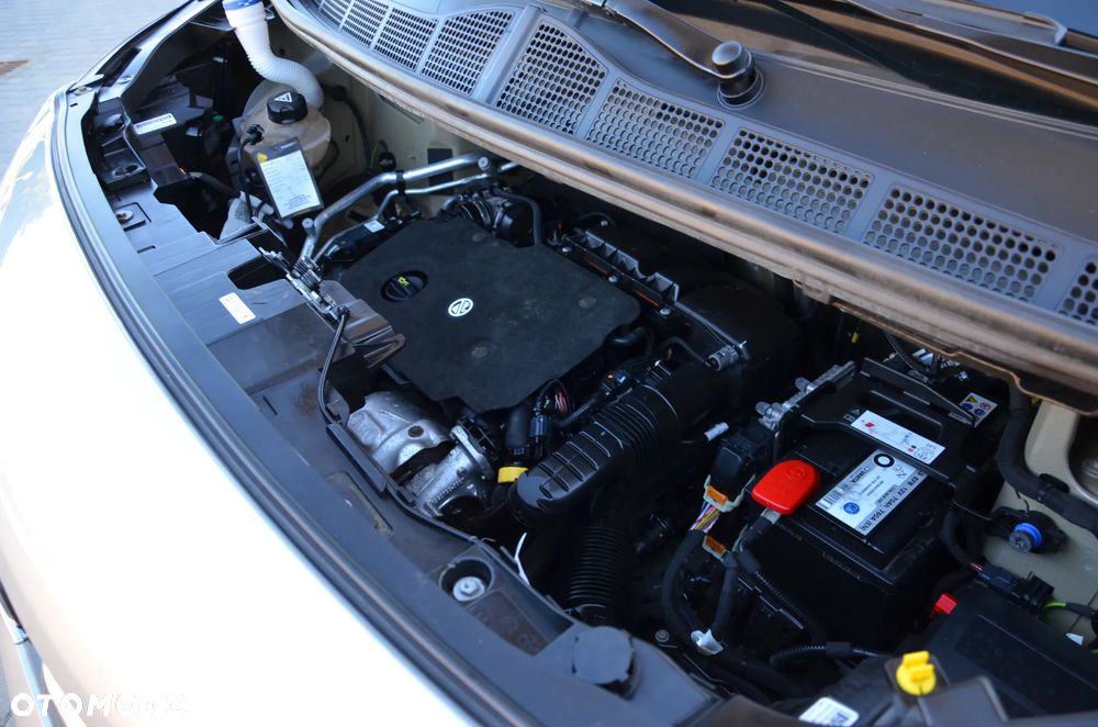 Opel Vivaro Standard Flexcab - 36