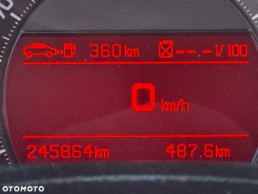 Citroën C5 2.0 HDi Confort - 12