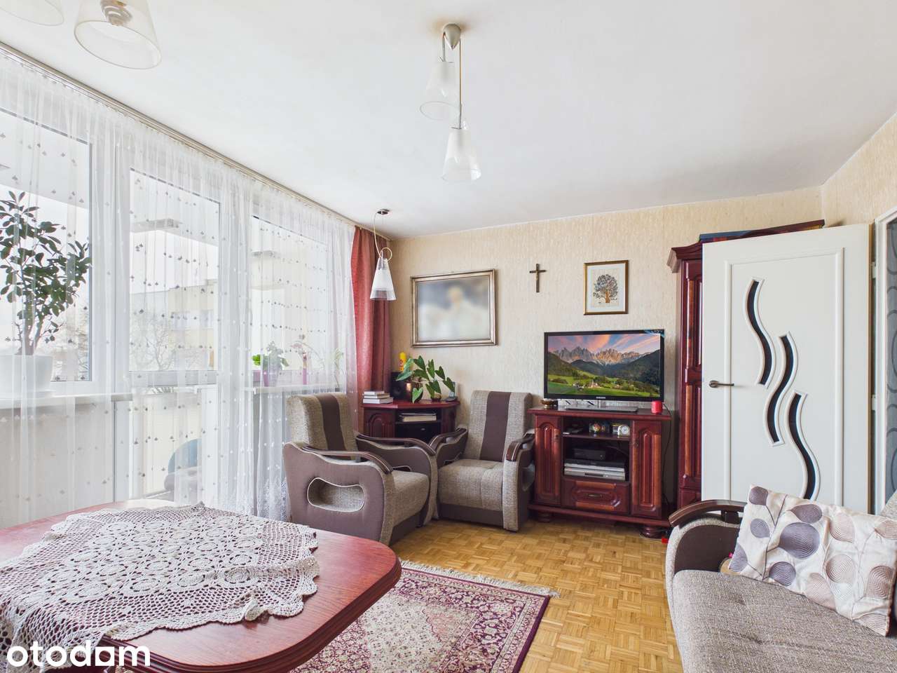 2-pokojowe mieszkanie na Biskupinie – osobna kuchnia, balkon, piwnica