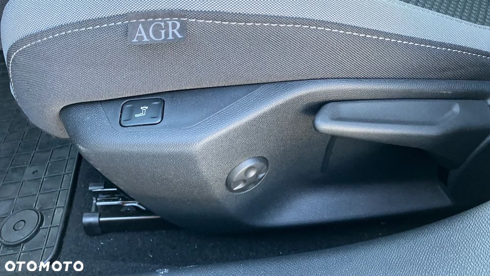 Opel Astra VI 1.2 T Edition S&S - 16