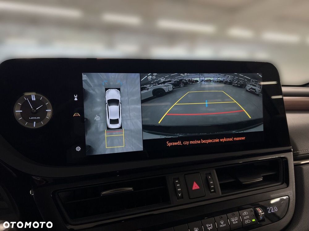 Lexus ES 300h Prestige - 24