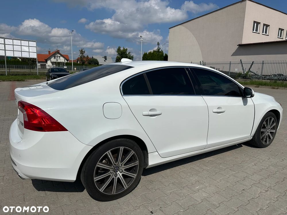 Volvo S60 - 19