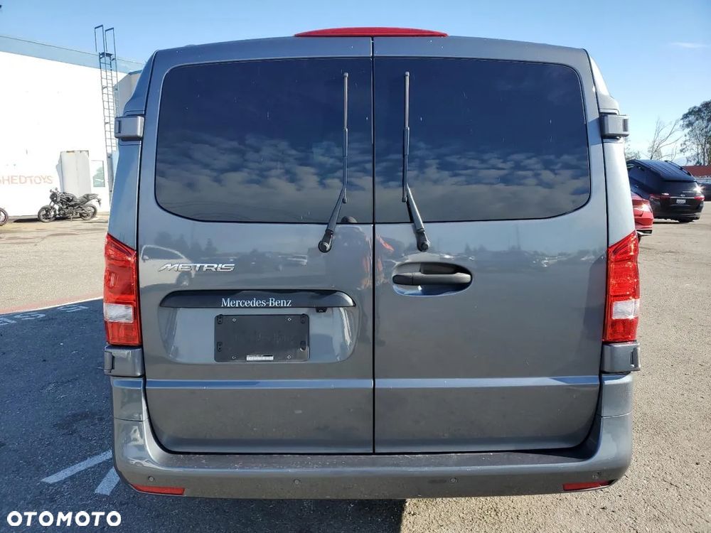 Mercedes-Benz Vito - 2