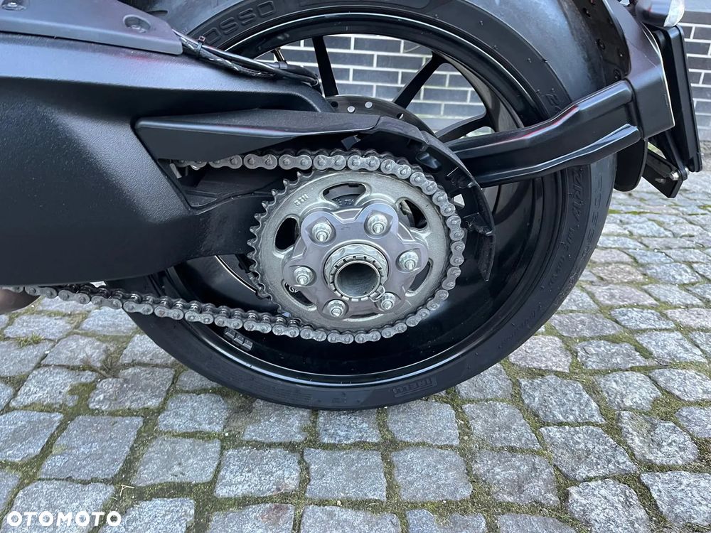 Ducati Diavel - 9