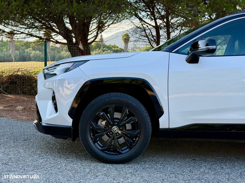 Toyota RAV4 2.5 HDF Square Collection - 24