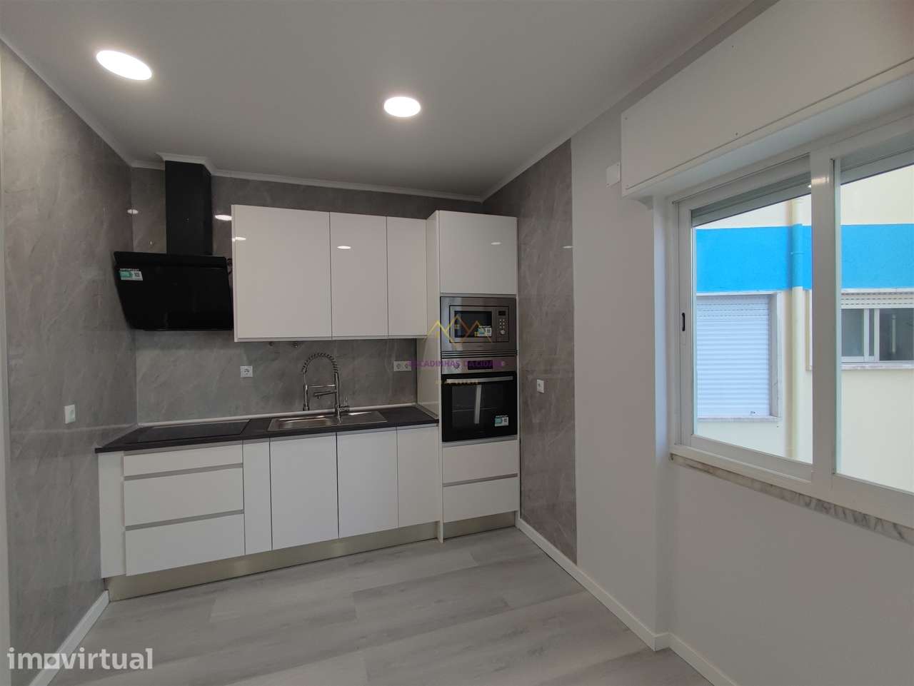 Apartamento T1 Venda em Venteira,Amadora - Grande imagem: 2/23