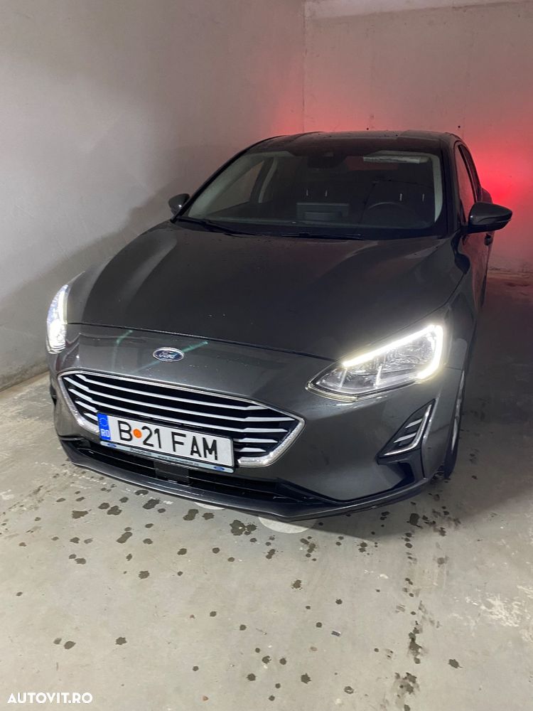 Ford Focus 1.0 EcoBoost Trend - 8