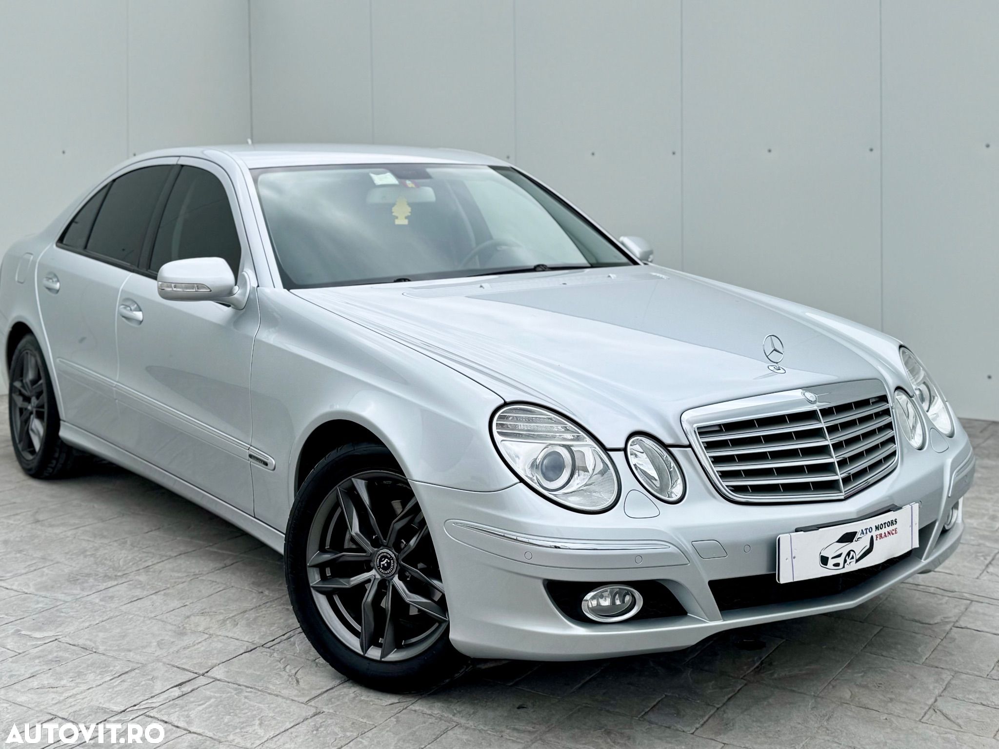 Mercedes-Benz E - 1