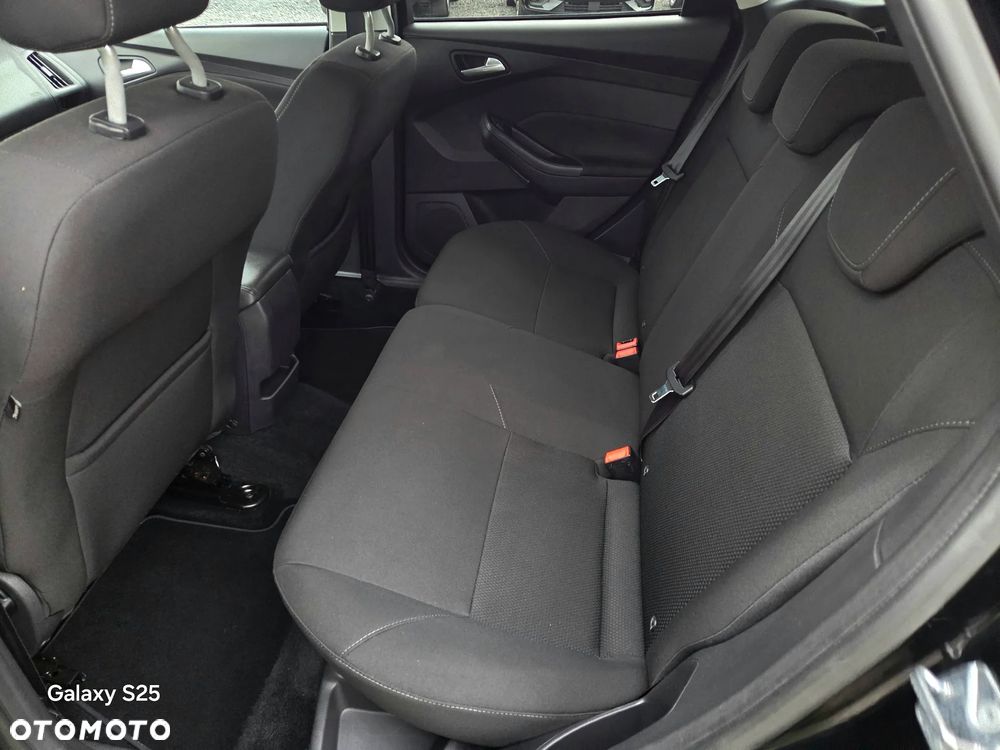 Ford Focus 1.0 EcoBoost Titanium Business - 12