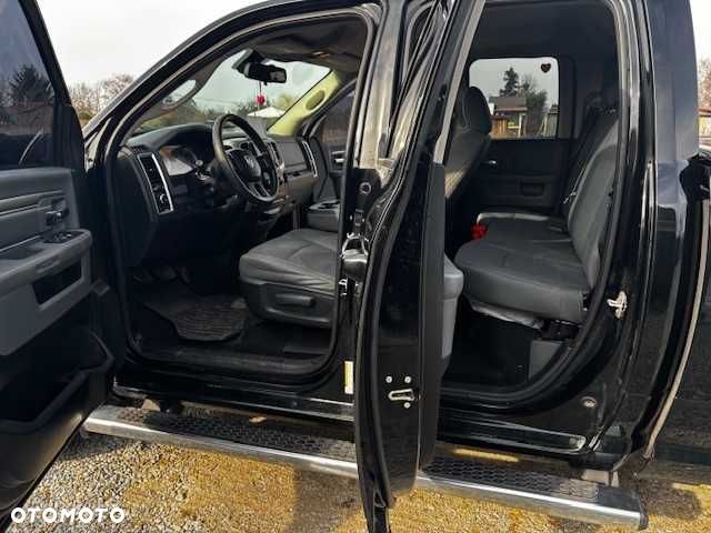 Dodge RAM - 6