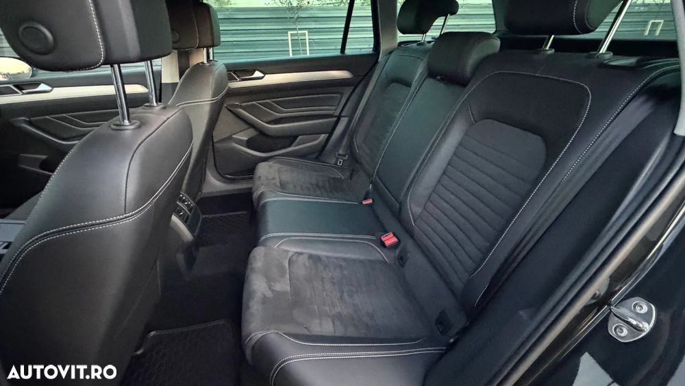 Volkswagen Passat 2.0 TDI DSG Highline - 11