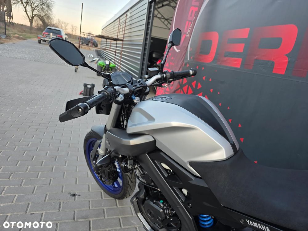 Yamaha MT - 25