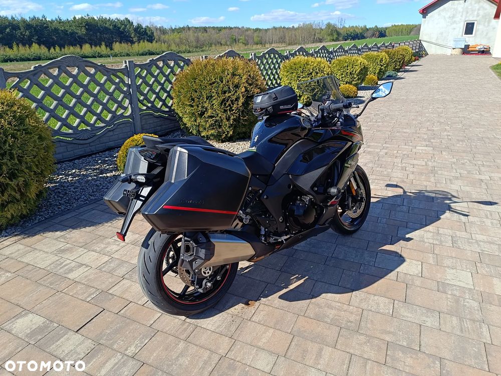 Kawasaki Ninja 1000 SX - 10