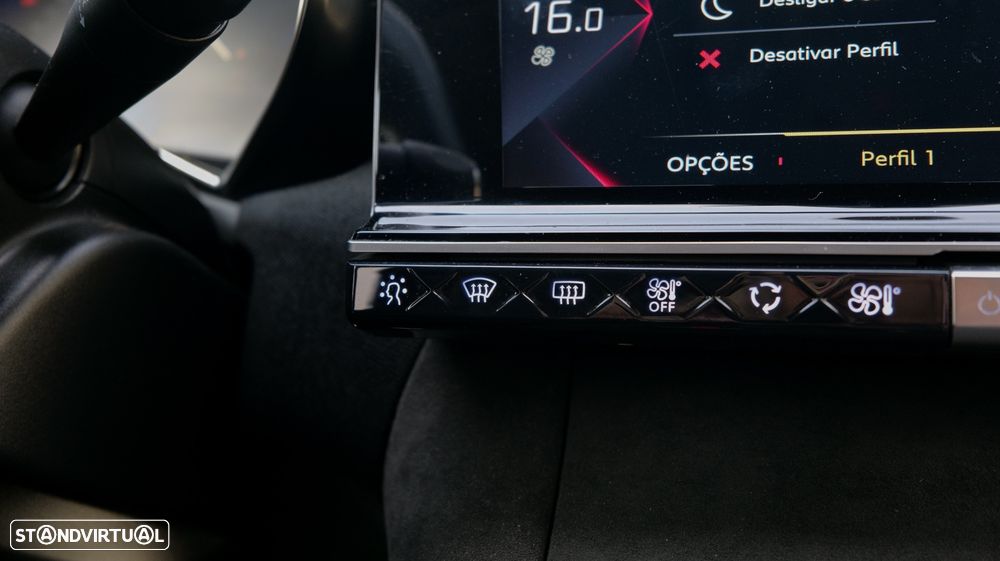 DS DS7 Crossback 1.5 BlueHDi Performance Line EAT8 - 19