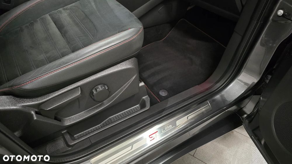 Ford Kuga 2.0 TDCi 4x4 Individual - 16