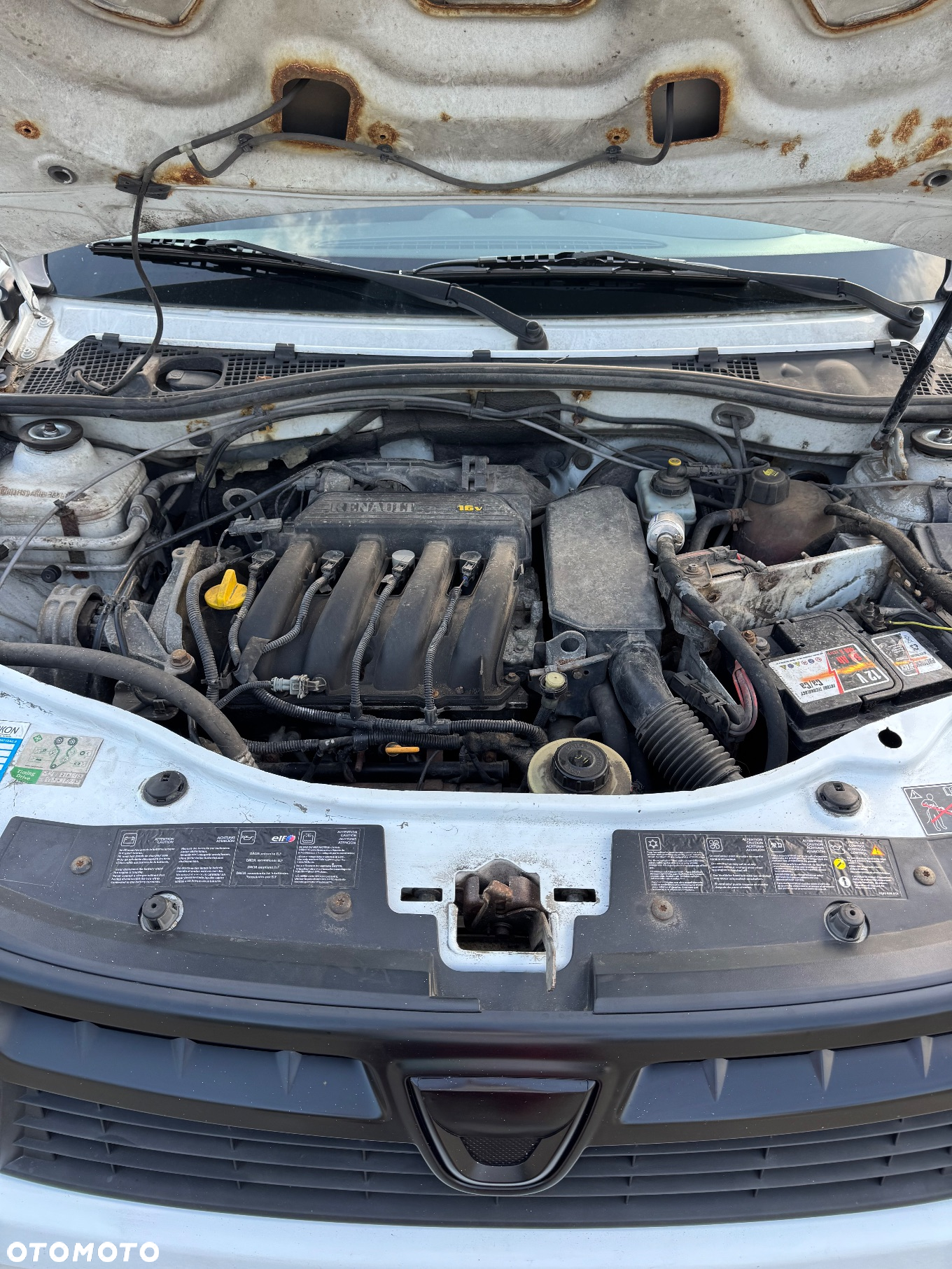 Dacia Duster 1.6 16V 4x4 - 13