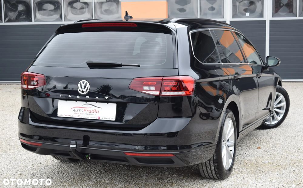Volkswagen Passat 2.0 TDI Elegance DSG - 9