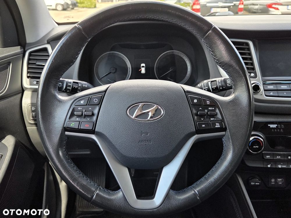 Hyundai Tucson 1.7 CRDI BlueDrive Comfort 2WD - 15
