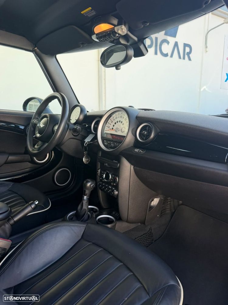 MINI Cabrio Cooper Auto - 33