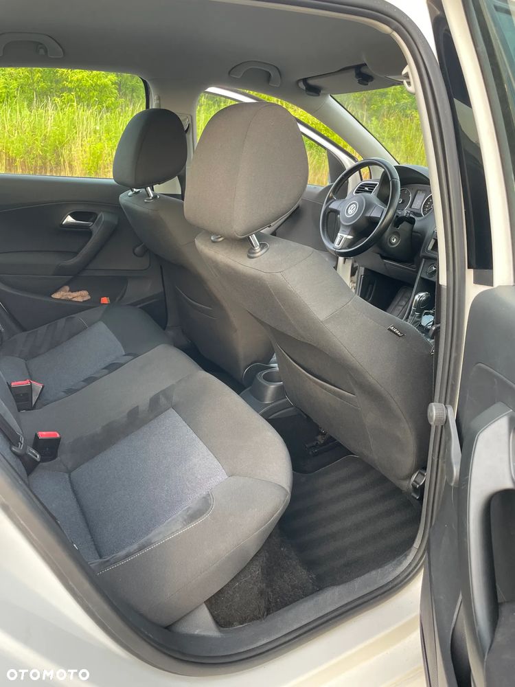 Volkswagen Polo 1.6 TDI DPF Highline DSG - 18