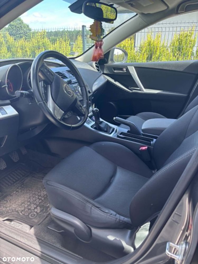 Mazda 3 - 11