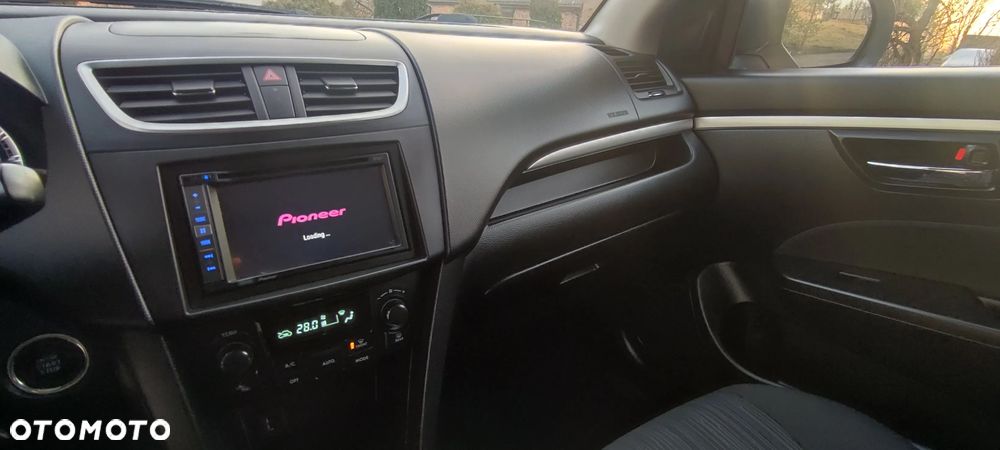 Suzuki Swift 1.2 Premium - 20