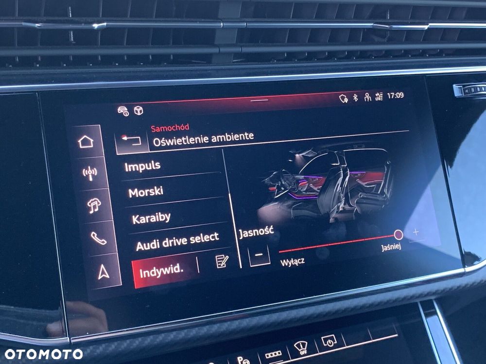 Audi Q8 - 40