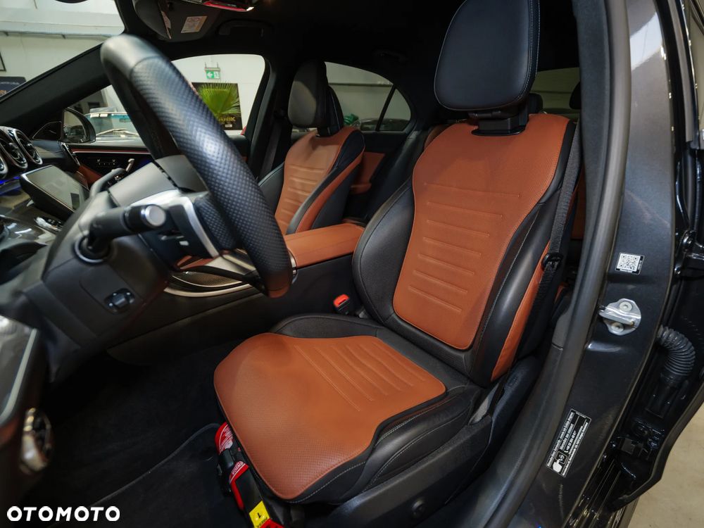 Mercedes-Benz Klasa C 220 d mHEV 4-Matic AMG - 17