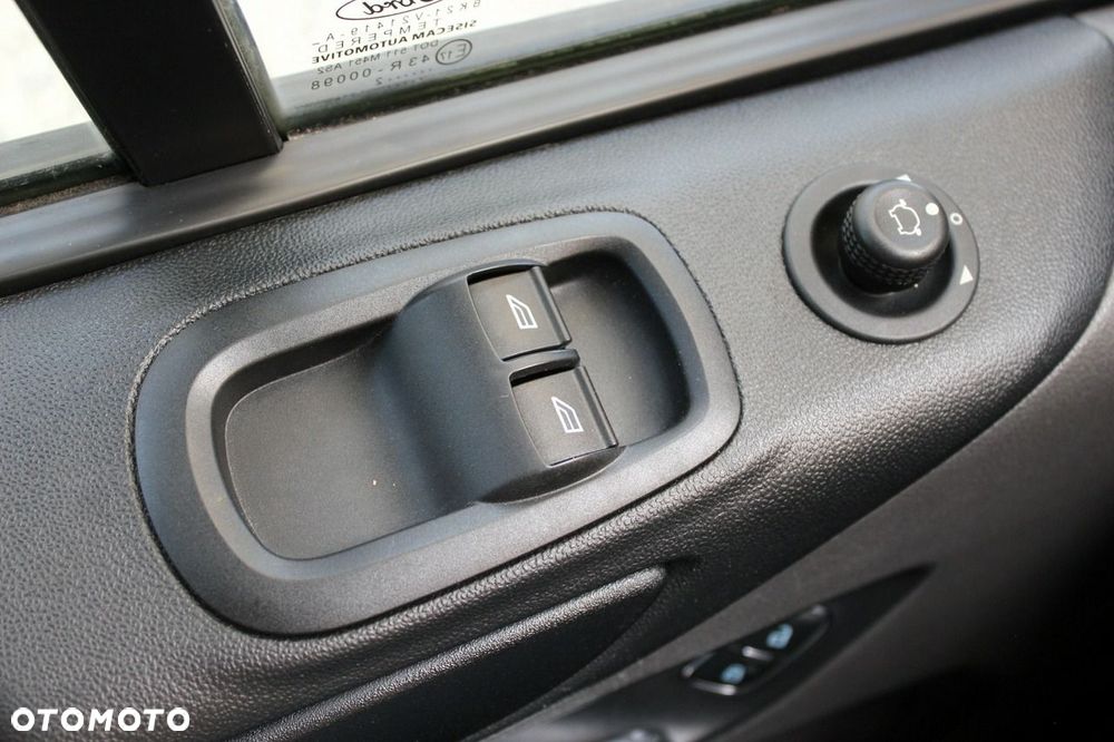 Ford Transit Custom Kombi-Van 320 L2H1 Trend - 18