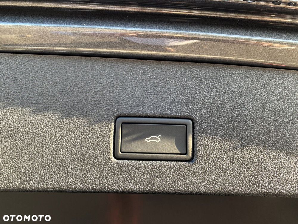 Volkswagen T-Roc 1.5 TSI R-Line Plus DSG - 14