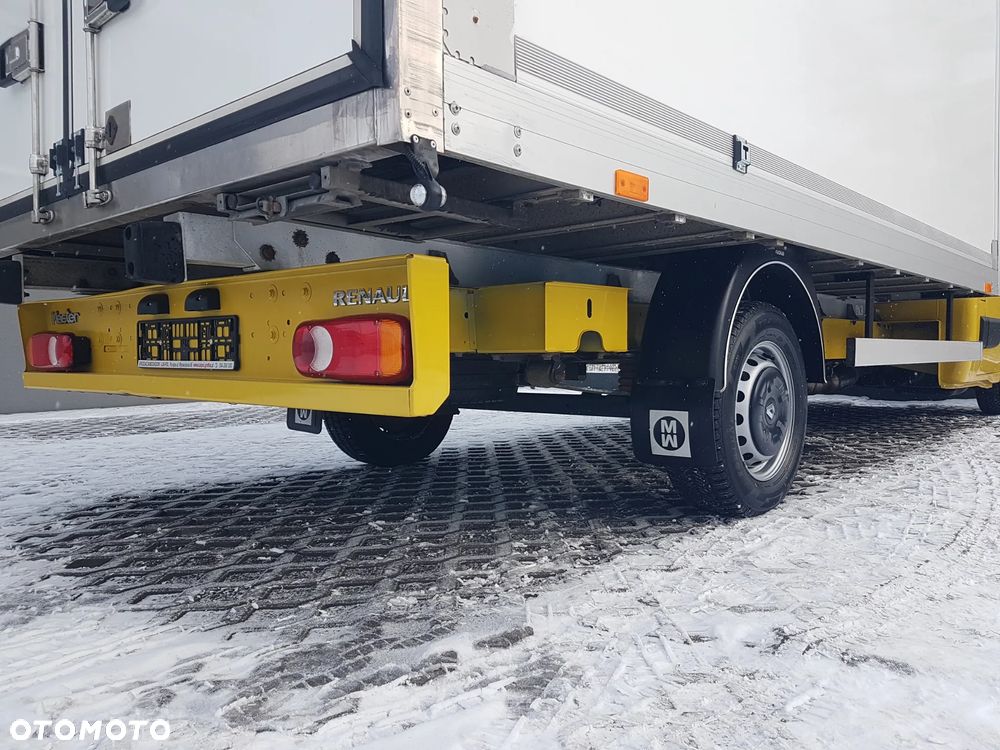 Renault MASTER KONTENER 8EP 4,22x2,23x2,23 KLIMA MANUAL KRAJOWY 6-BIEGÓW - 25
