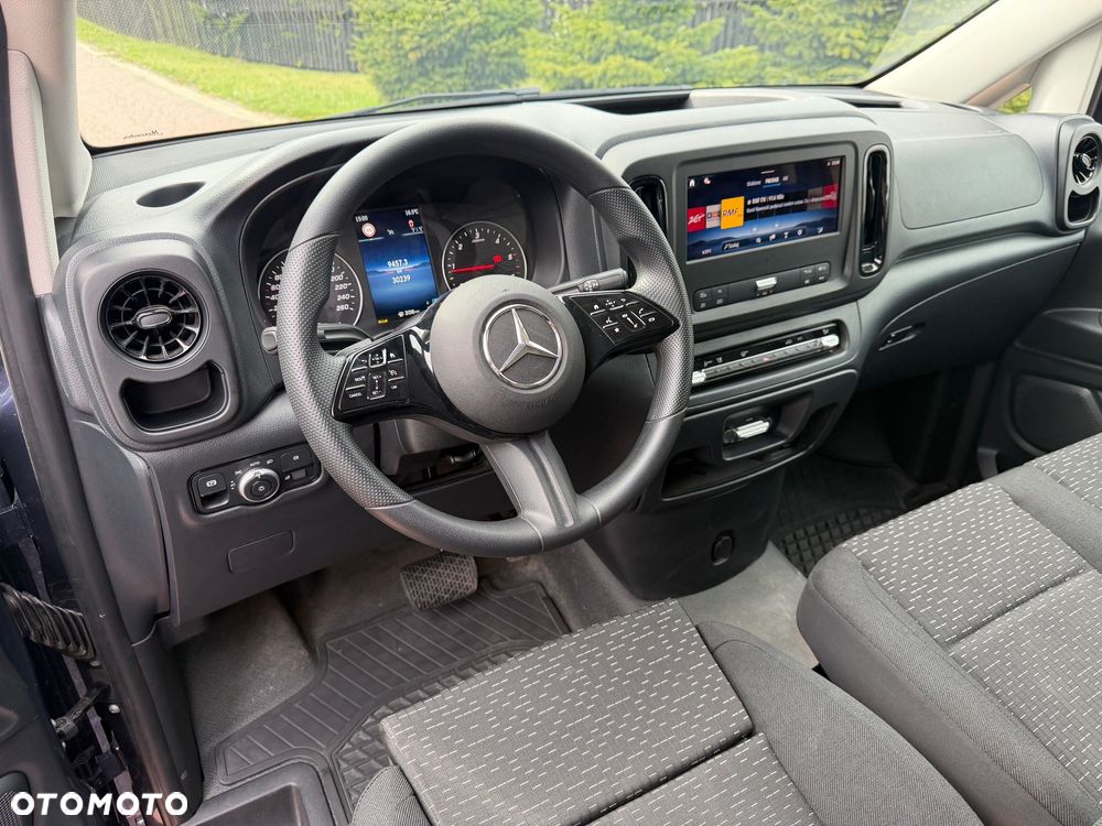 Mercedes-Benz VITO - 26