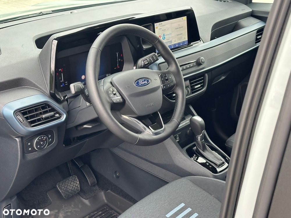 Ford Tourneo Courier - 22