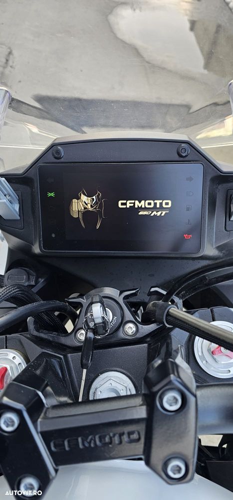 CF Moto 650MT ABS - 6