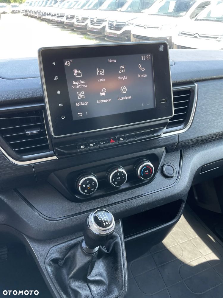 Renault Trafic - 8
