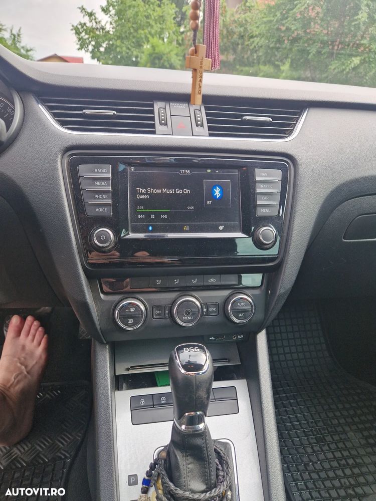 Skoda Octavia 2.0 TDI DSG Style - 9