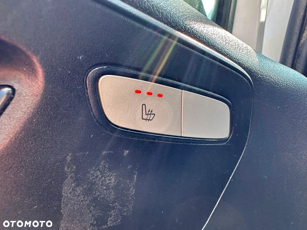Mercedes-Benz VITO 2.1 diesel 190kM automat, WERSJA LONG L2H1, GWARANTOWANY PRZEBIEG! 2015 rok, ALUFELGI, CZUJNIKI PRKOWANIA, BEZWYPADKOWY! - 29