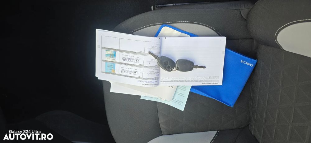 Dacia Sandero TCe 90 Celebration - 17