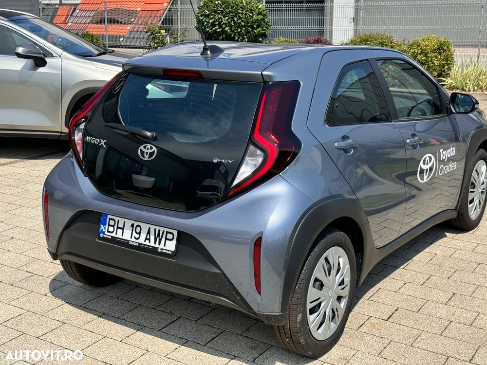 Toyota Aygo X 1.5l HEV 116CP Active - 9