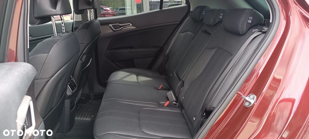 Kia Sportage 1.6 T-GDI HEV Business Line 2WD - 8